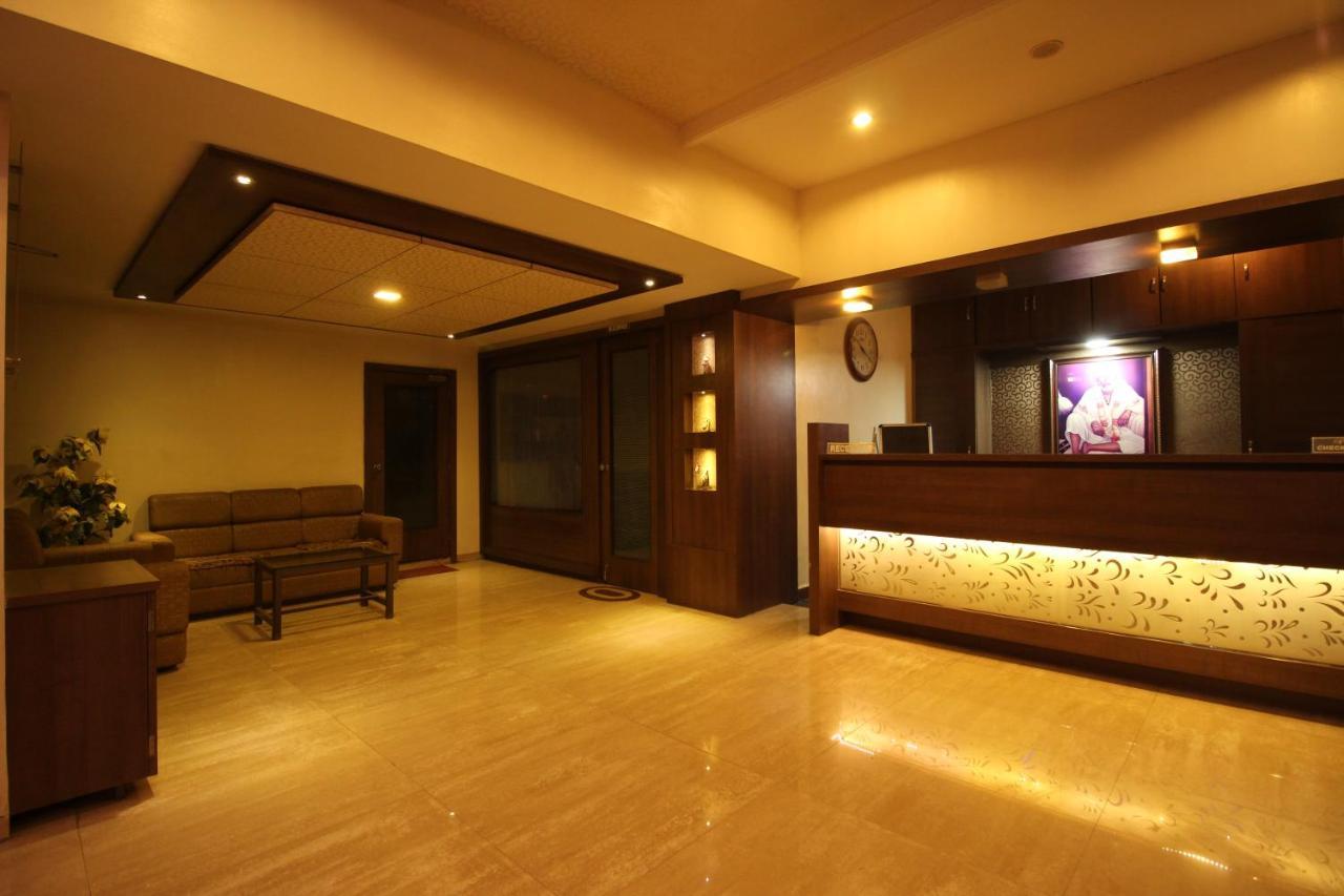 Hotel Laxmibai Palace شيردي المظهر الخارجي الصورة