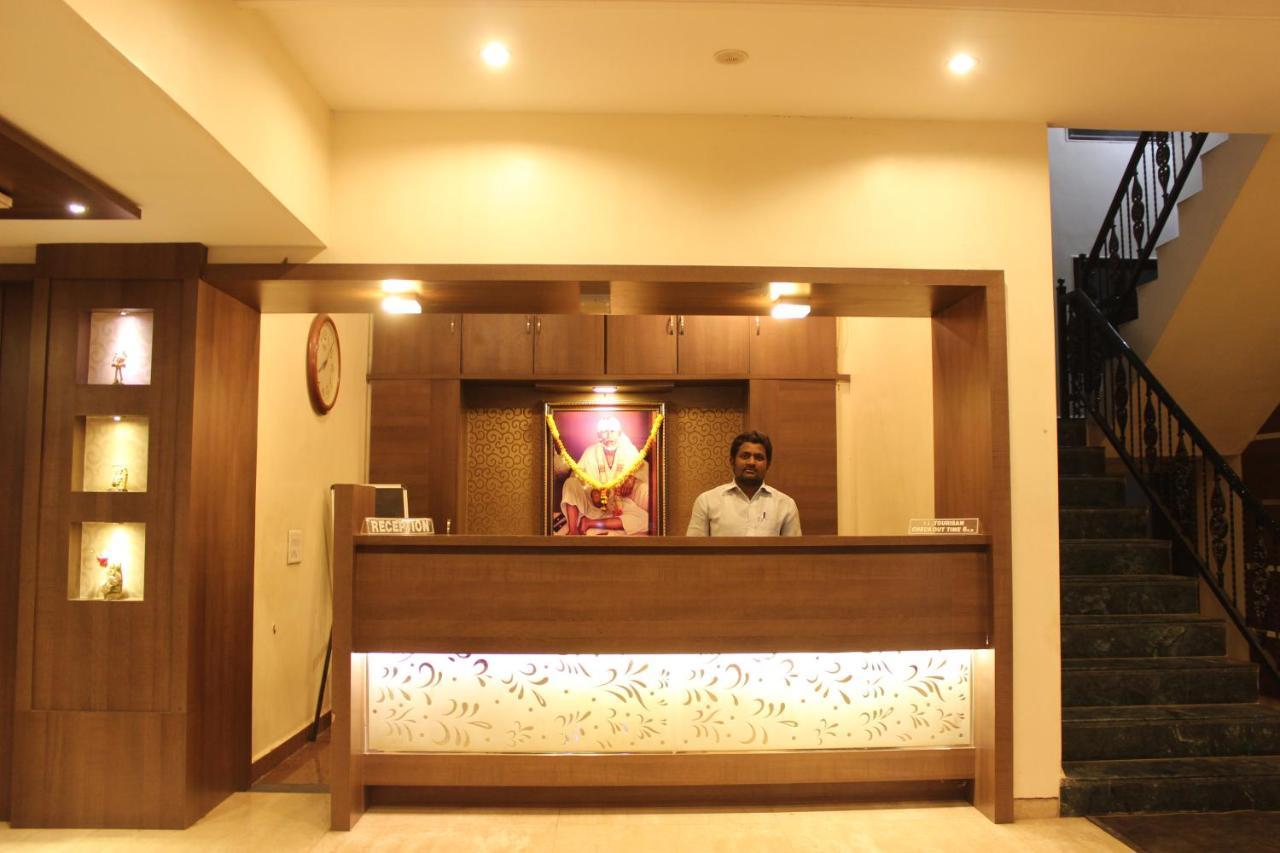 Hotel Laxmibai Palace شيردي المظهر الخارجي الصورة
